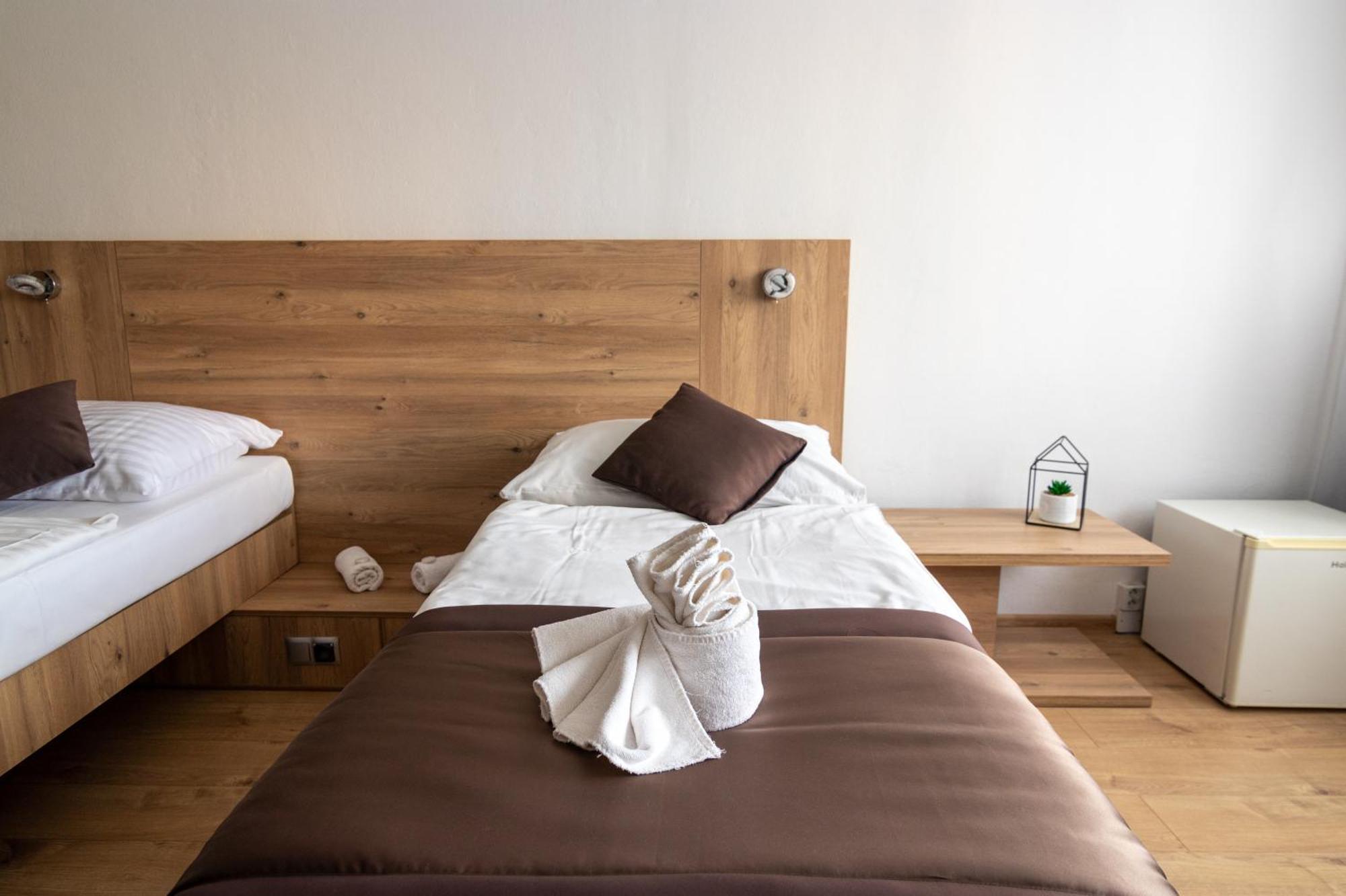Hotel Akademia Kosice Ngoại thất bức ảnh