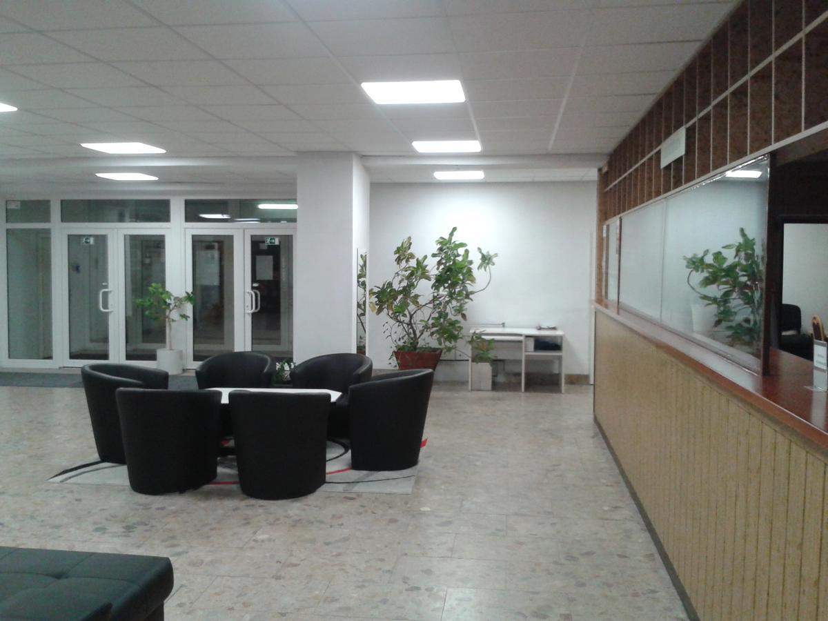 Hotel Akademia Kosice Ngoại thất bức ảnh